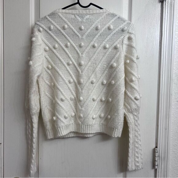 Anna Grace Cream Knobby sweater small - Picture 7 of 7